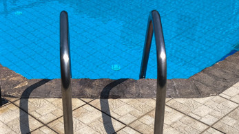 Ρόδος: εγκεφαλικά νεκρό το 3χρονο κοριτσάκι που βρέθηκε αναίσθητο σε πισίνα