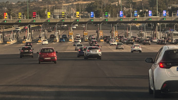 Μαζική έξοδος για την 28η Οκτωβρίου - Πάνω από 200.000 οχήματα εκτός Αττικής