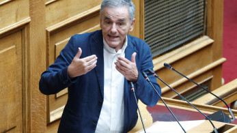 Η κρίση ειλικρίνειας του Τσακαλώτου εκθέτει τους έχοντες μαγικές λύσεις