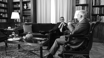 Μητσοτάκης σε Τασούλα για Μνημείο Άγνωστου Στρατιώτη: Να διαφυλάξουμε τον χαρακτήρα του