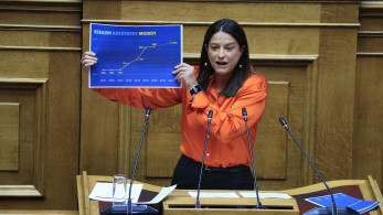 Η Κεραμέως διαλύει τα fake news της αντιπολίτευσης: «Το 13ωρο δεν καταργεί το 8ωρο»