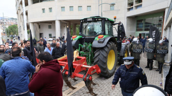 Άφησαν τα Τέμπη, έπιασαν τους αγρότες: ρίχνουν λάδι στη φωτιά για να τους ξεσηκώσουν