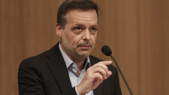 Χάρης Δούκας: ράβδος εν γωνία, άρα βρέχει...