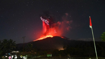 Νέα έκρηξη ηφαιστείου στη νήσο Φλόρες της Ινδονησίας - Στο μέγιστο το επίπεδο συναγερμού