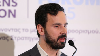 Νίκος Ρωμανός κατά ΠΑΣΟΚ: Κολλημένοι δεκαετίες πίσω - Συνθήματα Ανδρέα Παπανδρέου, πρόγραμμα Αλέξη Τσίπρα, ρητορική Παύλου Πολάκη (video)