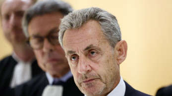 Ο Νικολά Σαρκοζί περνά αύριο την πόρτα της φυλακής