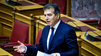 Χρυσοχοΐδης για Άγνωστο Στρατιώτη: Σε αυτά που είναι και ιερά και κοινά οφείλουμε τον μέγιστο σεβασμό