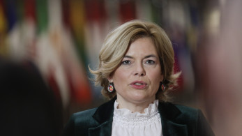 Γερμανία: η πορνεία στο στόχαστρο της Γιούλια Κλέκνερ - Εκτός νόμου η μουσουλμανική Interaktiv