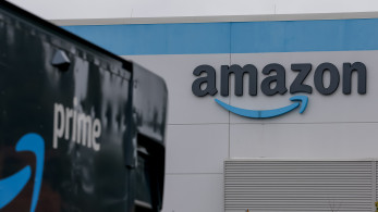 Amazon: 14.000 περικοπές θέσεων και λιτή ιεραρχία για αύξηση παραγωγικότητας με AI