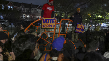 Εσωκομματική διαμάχη στους Δημοκρατικούς