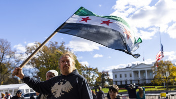 Συνάντηση Τραμπ-Αλ Σαράα: «πάγωμα» των αμερικανικών κυρώσεων κατά της Συρίας για 180 ημέρες