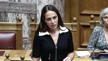 Μιχαηλίδου: Τα πατίνια στην Αθήνα δυσκολεύουν την καθημερινότητα - Ο δήμος να κάνει κάτι (video)