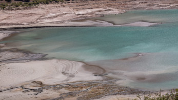 Λειψυδρία στη λίμνη Μόρνου - Καμπανάκι Λαγουβάρδου για την επάρκεια νερού στην Αττική