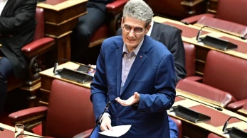 Ο Γιαννούλης σε απελπισία: Θα πάω στο βιβλίο του Τσίπρα, ακόμα και ακάλεστος