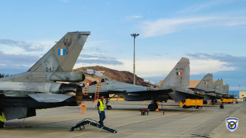 Η Πολεμική Αεροπορία άνοιξε τις πύλες της στο κοινό: F-16 και F-35 «προσγειώθηκαν» στο Σύνταγμα (video)