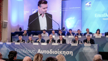 Κι όμως στο ΠΑΣΟΚ πανηγυρίζουν γιατί… έχασαν στο Συνέδριο της ΚΕΔΕ