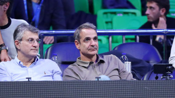 Ο Κυριάκος Μητσοτάκης στον τελικό τένις Τζόκοβιτς-Μουζέτι στο ATP της Αθήνας