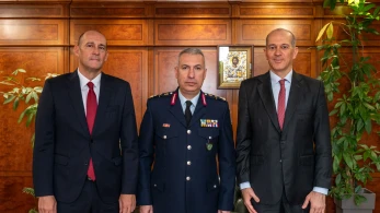 Ευχαριστίες της ΕΛΑΣ στους Γιώργο και Παναγιώτη Αγγελόπουλο για δωρεά προστατευτικών κρανών (photos)