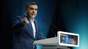 Αλέξης Τσίπρας vs Χάρι Πότερ: η κόντρα των… μαθητευόμενων μάγων