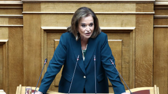 Μπακογιάννη σε Βελόπουλο: Στη σωστή πλευρά της ιστορίας, χωρίς να πουλάμε «επιστολές του Ιησού»