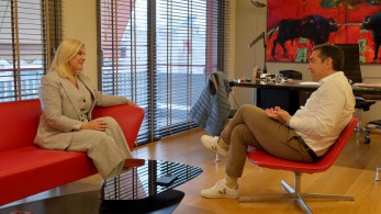 Στην παγίδα της «Τσιπρολογίας»: Πώς το ΠΑΣΟΚ βρίσκεται σε παράλληλη γραμμή με τον ΣΥΡΙΖΑ