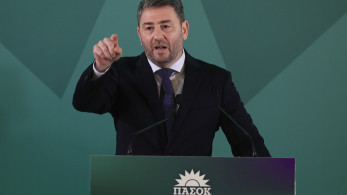 Ο κραταιός Νικόλας και το πολιτικό του κόμπλεξ