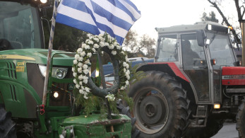 ΠΑΣΟΚ παντός καιρού: στα αγροτικά μπλόκα και στις καρότσες - Η Διαμαντοπούλου στη φουφού, ο Ανδρουλάκης στον κόσμο του