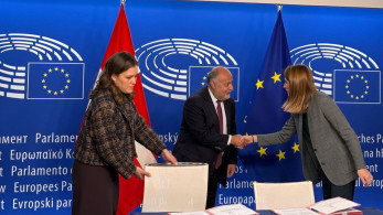 Η ΕΕ υιοθέτησε νομοθετικό πακέτο Τσιόδρα για τα χημικά (photos)