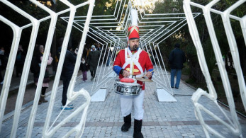 Δώρο Χριστουγέννων 2025: γιατί θα καταβληθεί νωρίτερα - Πώς να το υπολογίσετε