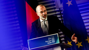 Μάνφρεντ Βέμπερ για αυτοκινητοβιομηχανία: Δεν πρόκειται «να σκοτώσουμε» τους κινητήρες εσωτερικής καύσης