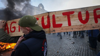 Η αξιοπιστία της ΕΕ χάθηκε μέσα στις αντιφάσεις της