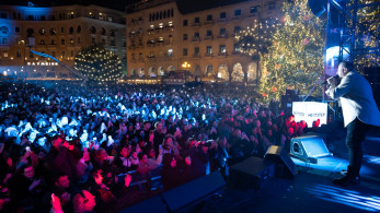 Το απόλυτο χριστουγεννιάτικο event στην πλατεία Αριστοτέλους με τον Αντώνη Ρέμο