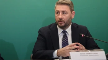 Μεθοδεύσεις Ανδρουλάκη για να μην επανεκλεγούν Κωνσταντινόπουλος και Παρασκευαΐδης