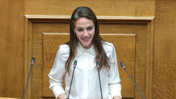 Δόμνα Μιχαηλίδου: Κοινωνικά δίκαιος ο Προϋπολογισμός - Στήριξη οικογενειών από τη γέννηση έως τη στέγη