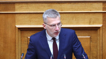 Άκης Σκέρτσος: Μήνυση και αγωγή κατά Ζωής Κωνσταντοπούλου για δηλώσεις περί της συζύγου του