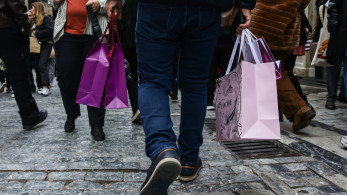 Πώς λειτουργούν την Παρασκευή 2 Ιανουαρίου καταστήματα, σούπερ μάρκετ και τράπεζες