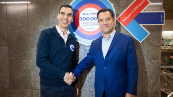 Άδωνις Γεωργιάδης: Το υπουργείο Υγείας γιορτάζει τα Χριστούγεννα με τους ήρωες του ΕΣΥ  (video)