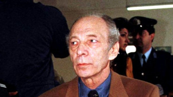 Σαν σήμερα: ο Άκης Πάνου, τα τραγούδια και το έγκλημα που σκίασε τον μύθο