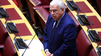 Καλύτερα να μασάει, παρά να μιλάει - Ξαναχτύπησε ο Στράτος Σιμόπουλος: «Οι αγρότες εκβιάζουν την κυβέρνηση»