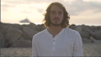 Νέο σποτ για τον κορωνοϊό με τον Στέφανο Τσιτσιπά (vid)