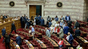 Σήμερα στη Βουλή η κύρωση των συμφωνιών για τις ΑΟΖ με Αίγυπτο και Ιταλία