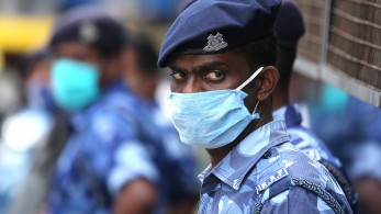 Από κάμψεις μέχρι και φυλακή: Οι σκληρότερες ποινές στον κόσμο για παραβίαση των μέτρων κατά του κορωνοϊού