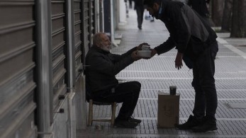 Δήμος Αθηναίων: Δίπλα στους άστεγους και το καλοκαίρι με δράσεις στο κέντρο και τις γειτονιές