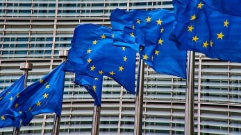 Κομισιόν: Η ΕΕ βρίσκεται με πλήρη αλληλεγγύη στο πλευρό της Ελλάδας και της Κύπρου