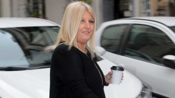 Τους βρήκε μπροστά της η Γεννιά