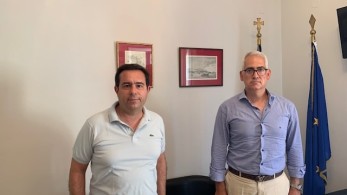 Συνάντηση Μηταράκη με τον Πρόεδρο του ΚΕΘΕΑ, Χρίστο Λιάπη (vid)