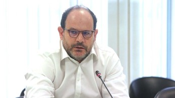 Η παραίτηση Μαντζούφα και οι φαντασιώσεις