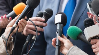 Ξανά οι δημοσιογράφοι στο στόχαστρο του ΣΥΡΙΖΑ (vid)