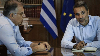 Θεοδωρικάκος: Δωρεάν οι μάσκες στα σχολεία, με εντολή Μητσοτάκη