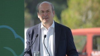 Χατζηδάκης: Έχουν προγραμματιστεί 1.000 κατεδαφίσεις αυθαιρέτων